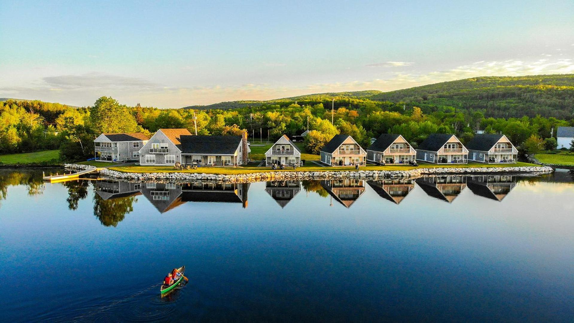 Whycocomagh Keltic Quay Cottages & Bayfront Lodge מראה חיצוני תמונה