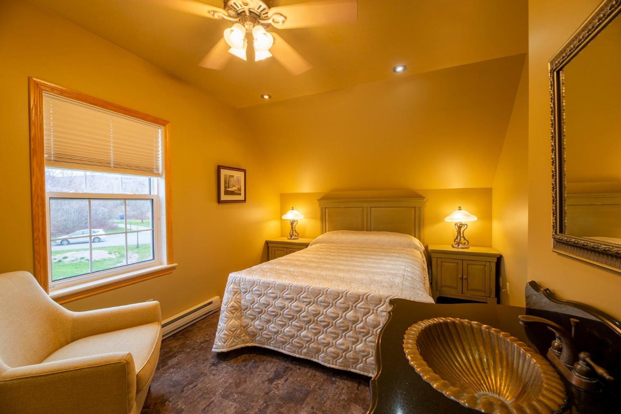 Whycocomagh Keltic Quay Cottages & Bayfront Lodge מראה חיצוני תמונה